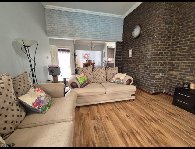3 BEDROOM HOUSE TO LET IN VANDERBIJLPARK SW 2